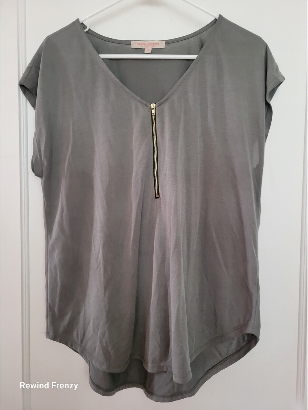 Casual Couture by Green Envelope Green zip Blouse size Large Modal